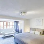 Дом отдыха Grey House